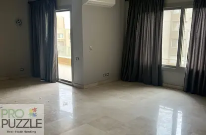 شقة - 2 غرف نوم - 2 حمامات للايجار في فيلدج جيت - المستثمرين الجنوبية - مدينة القاهرة الجديدة - القاهرة