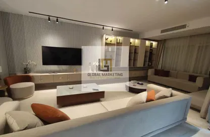 Villa - 4 Bedrooms - 5 Bathrooms for sale in Village Gardens Katameya - 5th Settlement Compounds - The 5th Settlement - New Cairo City - Cairo