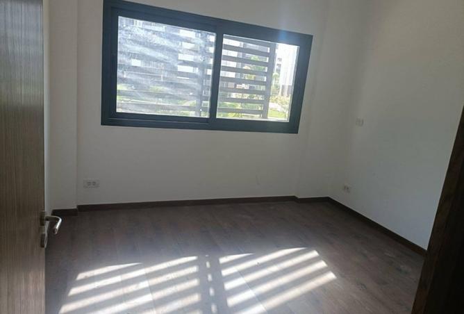 8240605 - Property Image 3