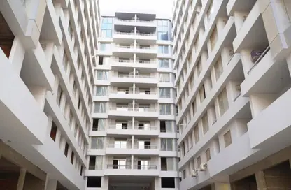 Apartment - 2 Bedrooms - 1 Bathroom for sale in Degla Landmark - Nasr City Compounds - Nasr City - Cairo Apartment - 2 Bedrooms - 1 Bathroom for sale in Degla Landmark - Nasr City Compounds - Nasr City - Cairo