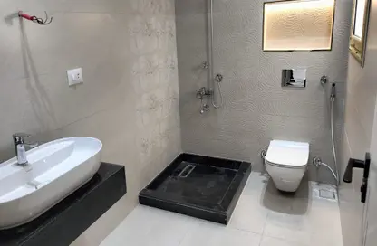 Penthouse - 3 Bedrooms - 3 Bathrooms for sale in Al Khamayel city - Sheikh Zayed Compounds - Sheikh Zayed City - Giza
