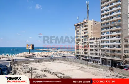 شقة - 3 غرف نوم - 3 حمامات للبيع في طريق الجيش - لوران - حي شرق - الاسكندرية