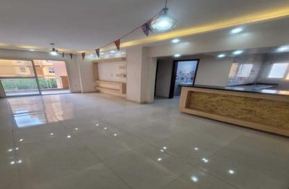 Apartment - 2 Bedrooms - 1 Bathroom for rent in Degla Palms - Al Wahat Road - 6 October City - Giza