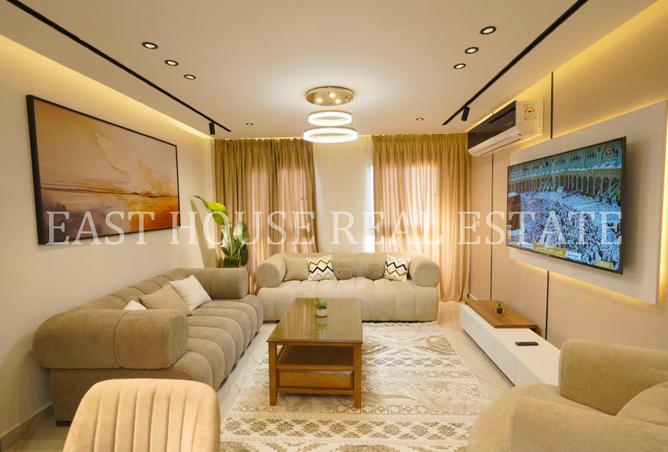 8405242 - Property Image 2