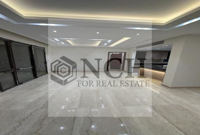 8020972 - Property Image 2