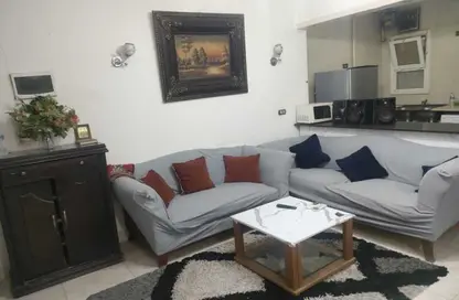 Apartment - 2 Bedrooms - 1 Bathroom for rent in 16th District - Sheikh Zayed City - Giza
