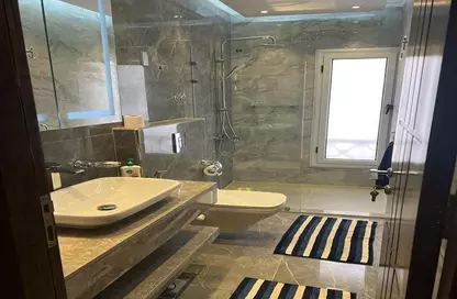 (بنتهاوس  (روف - 2 غرف نوم - 2 حمامات للبيع في ماونتن فيو تشيل اوت بارك - التوسعات الشمالية - مدينة 6 أكتوبر - الجيزة