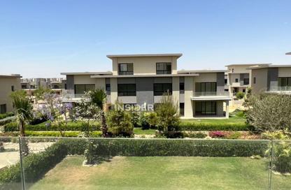 Villa - 3 Bedrooms - 3 Bathrooms for sale in Swan Lake Residence - 5th Settlement Compounds - The 5th Settlement - New Cairo City - Cairo