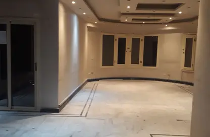 Co-Working Space - Studio - 6 Bathrooms for rent in Al Batal Ahmed Abd El Aziz St. - Mohandessin - Giza