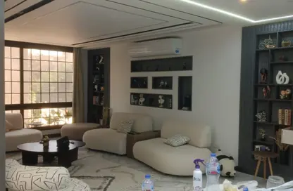 Apartment - 3 Bedrooms - 3 Bathrooms for sale in Street 233 - Degla - Hay El Maadi - Cairo