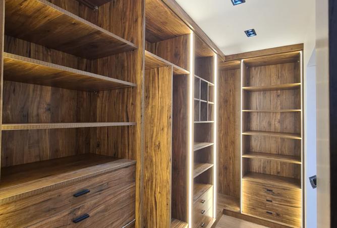 8045557 - Property Image 2