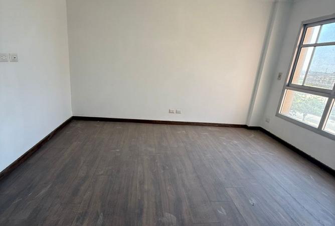 8021072 - Property Main Image