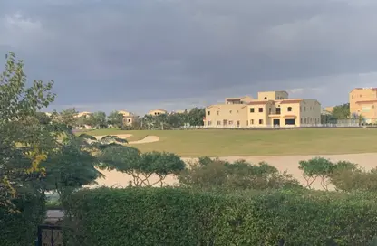 Villa - 5 Bedrooms - 4 Bathrooms for sale in Madinaty - Cairo
