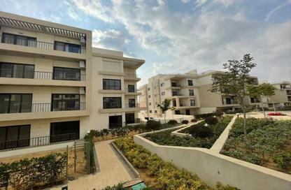 Apartment - 2 Bedrooms - 2 Bathrooms for sale in West Leaves - 1st District - 6 October City - Giza