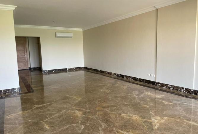 8081341 - Property Image 3