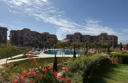 Chalet - 2 Bedrooms - 2 Bathrooms for sale in Laguna Bay - Al Ain Al Sokhna - Suez