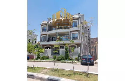 Duplex - 4 Bedrooms - 3 Bathrooms for sale in Abdel Moneim Riad St. - 7th District - Obour City - Qalyubia