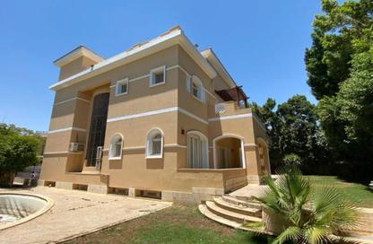 Villa - 5 Bedrooms - 5 Bathrooms for sale in Mena Garden City - Al Motamayez District - 6 October City - Giza