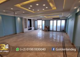 Apartment - 4 bedrooms - 3 bathrooms for للايجار in Hehia St. - Ibrahimia - Hay Wasat - Alexandria