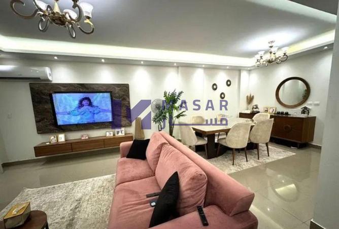 8424369 - Property Main Image