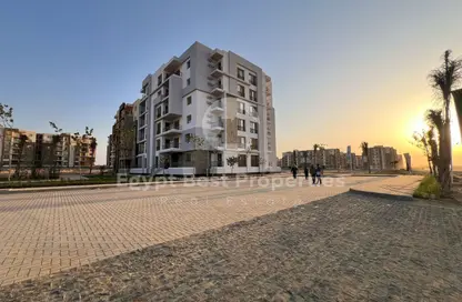 شقة - 4 غرف نوم - 3 حمامات للبيع في ويست فيو ريزيدينس - مدينة زايد الجديدة - الشيخ زايد - الجيزة