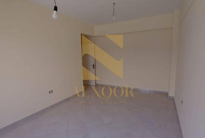 8256368 - Property Image 2