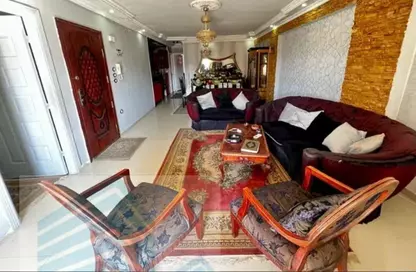 Apartment - 3 Bedrooms - 1 Bathroom for rent in Al Mosheer Ahmed Ismail St. - Sidi Gaber - Hay Sharq - Alexandria