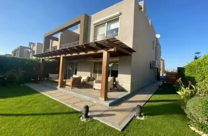 Villa - 4 Bedrooms - 3 Bathrooms for sale in Palm Hills October - Cairo Alexandria Desert Road - 6 October City - Giza