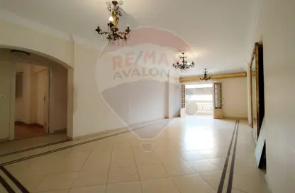 Apartment - 3 Bedrooms - 2 Bathrooms for sale in Ibrahim Rady St. - Bolkly - Hay Sharq - Alexandria