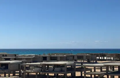 شاليه - 3 غرف نوم - 2 حمامات للبيع في كالي كوست - راس الحكمة - الساحل الشمالي