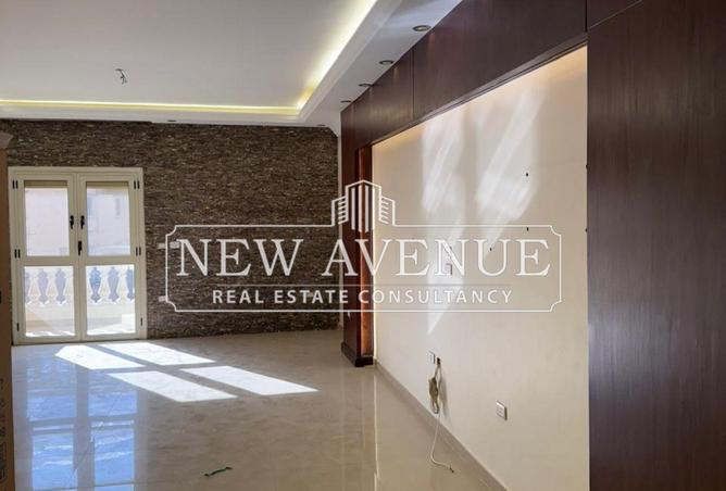 8225641 - صورة العقار 3