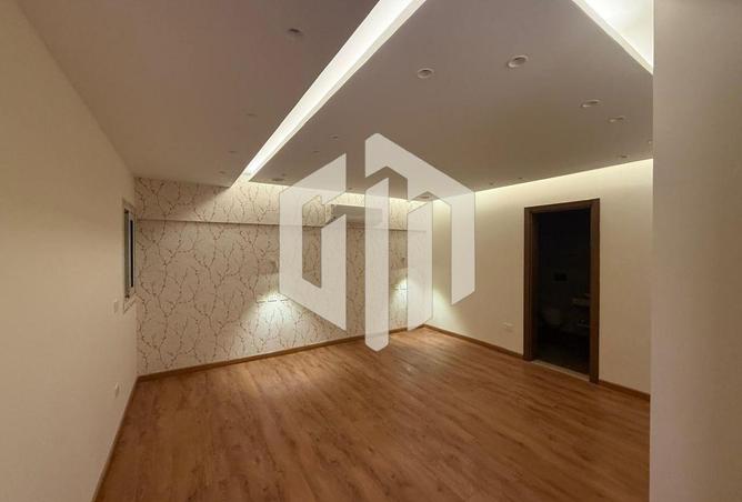 8323306 - Property Main Image