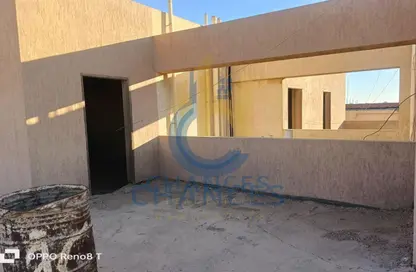 Roof - 2 Bedrooms - 1 Bathroom for sale in East The Academy - New Cairo City - Cairo
