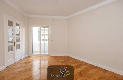 Apartment - 3 Bedrooms - 2 Bathrooms for rent in Abou Quer Road - Roushdy - Hay Sharq - Alexandria