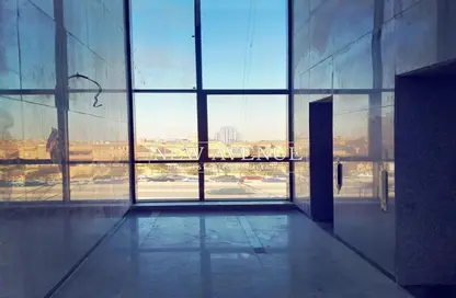 مساحات مكتبية - استوديو - 4 حمامات للايجار في كمبوند لاميرادا - كمبوندات التجمع الخامس - التجمع الخامس - مدينة القاهرة الجديدة - القاهرة