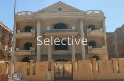 Villa - 7+ Bedrooms - 7+ Bathrooms for sale in Al Narges 2 - Al Narges - New Cairo City - Cairo