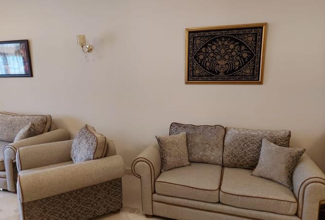 8096067 - Property Image 3