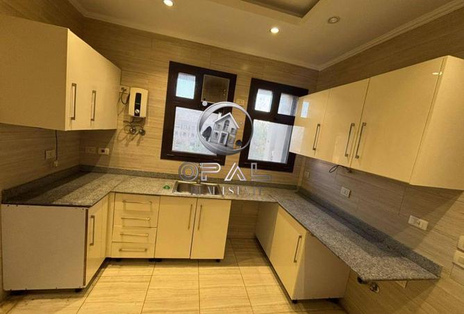 8252605 - Property Image 2