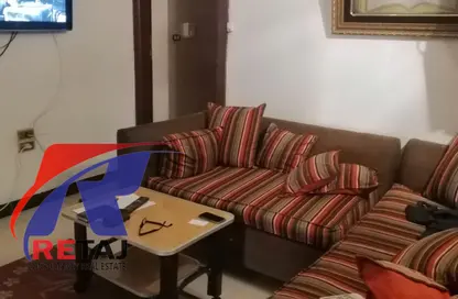 Apartment - 3 Bedrooms - 2 Bathrooms for sale in Ahmed Al Zomor St. - 9th Zone - Nasr City - Cairo