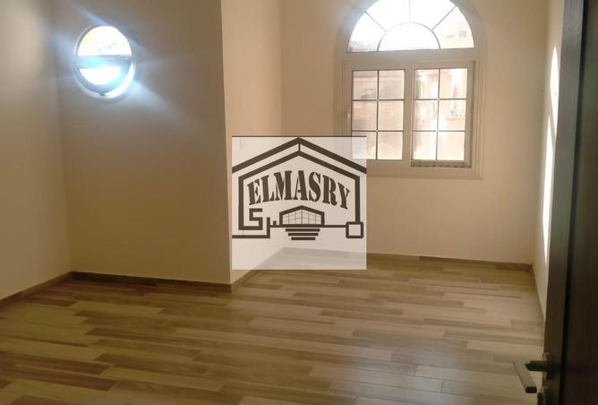 8253440 - Property Image 2