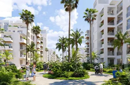 شقة - 3 غرف نوم - 3 حمامات للبيع في كمبوند البروج - كمبوندات الشروق - مدينة الشروق - القاهرة