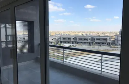 Apartment - 3 Bedrooms - 4 Bathrooms for sale in New Giza - Cairo Alexandria Desert Road - 6 October City - Giza
