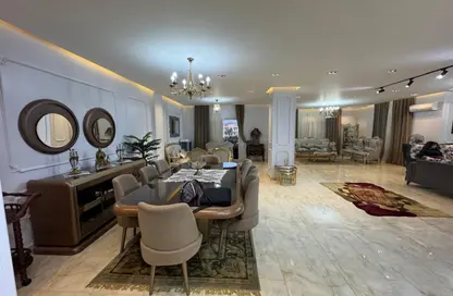 دوبلكس - 5 غرف نوم - 3 حمامات للبيع في المنطقة د - حى جنوب الاكايمية - مدينة القاهرة الجديدة - القاهرة