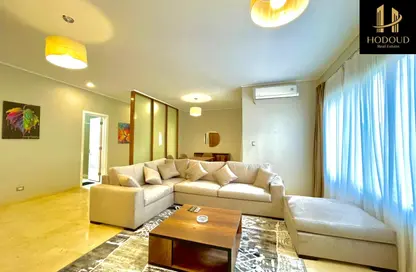 Apartment - 2 Bedrooms - 2 Bathrooms for sale in Palm Hills Village Gate - South Investors Area - New Cairo City - Cairo