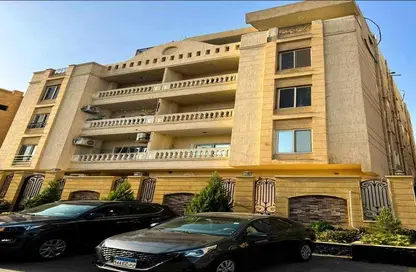 Apartment - 3 Bedrooms - 3 Bathrooms for sale in West Arabella - 5th Settlement Compounds - The 5th Settlement - New Cairo City - Cairo