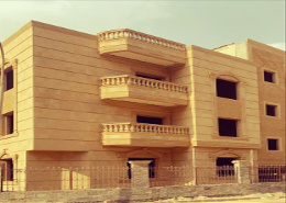 Villa - 3 bedrooms - 3 bathrooms for للبيع in Mahmoud Samy Al Baroudy St. - 7th District - Obour City - Qalyubia