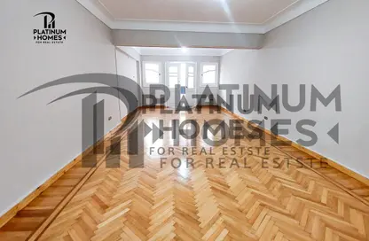 Apartment - 3 Bedrooms - 2 Bathrooms for rent in Champollion St. - Azarita - Hay Wasat - Alexandria
