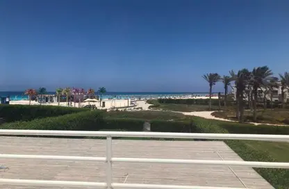 (بنتهاوس  (روف - 3 غرف نوم - 2 حمامات للبيع في أمواج - سيدي عبد الرحمن - الساحل الشمالي