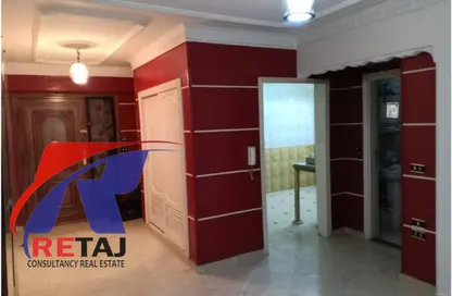 Apartment - 2 Bedrooms - 2 Bathrooms for rent in Mohamed Metwally Al Shaarawy St. - 10th Zone - Nasr City - Cairo