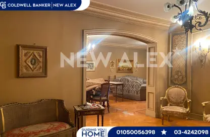 Apartment - 3 Bedrooms - 3 Bathrooms for rent in Kafr Abdo - Roushdy - Hay Sharq - Alexandria